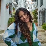 Native Spanish teacher with several years of experience in the field of education